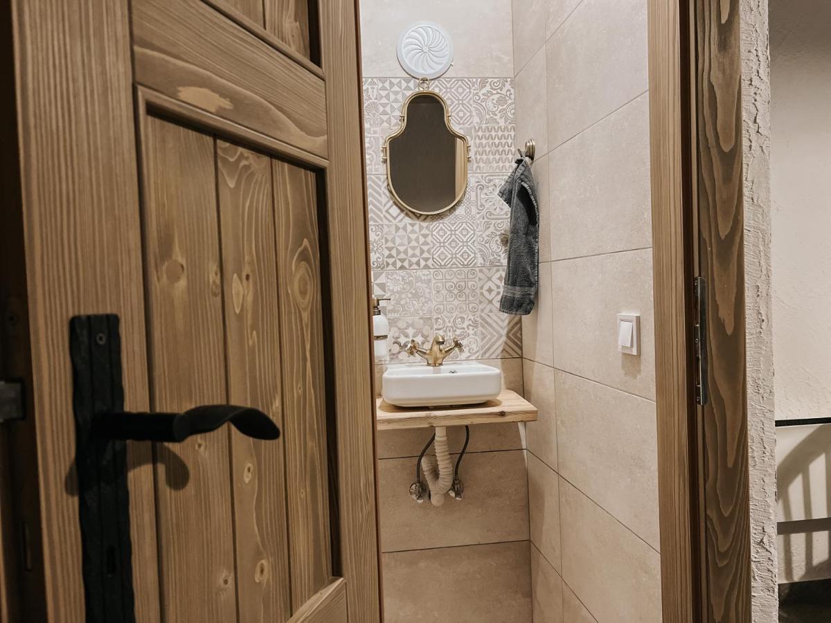 Pres-Lak Apartment Tarjan Exterior photo
